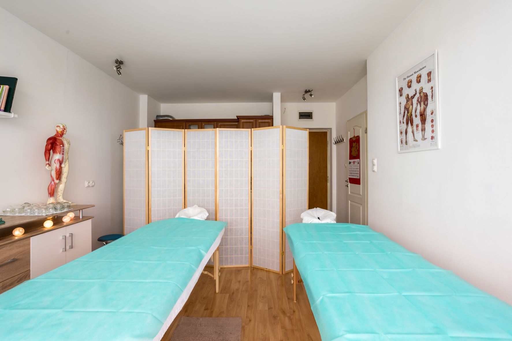 belső mosoly masszázságyak