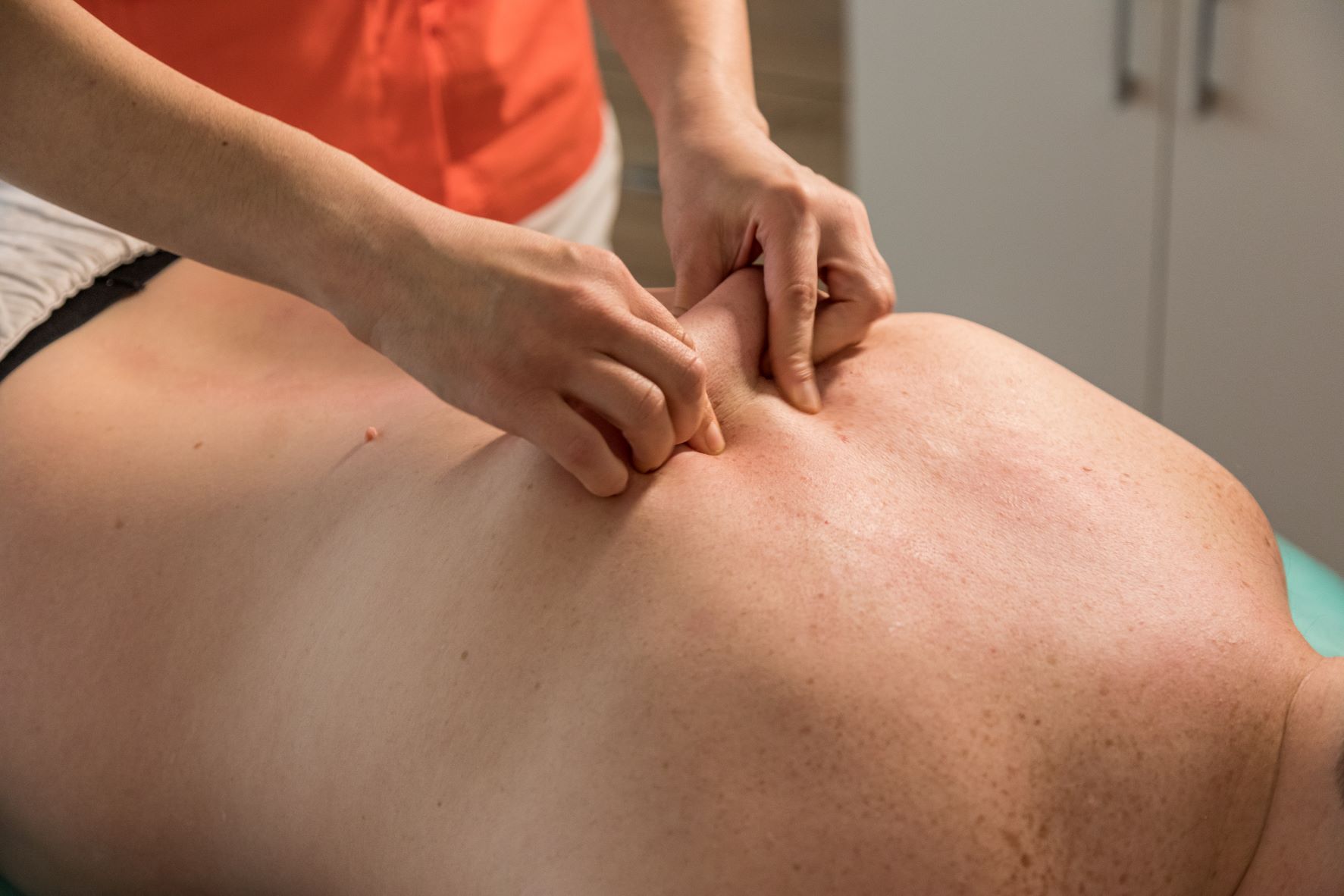 belső mosoly masszázs